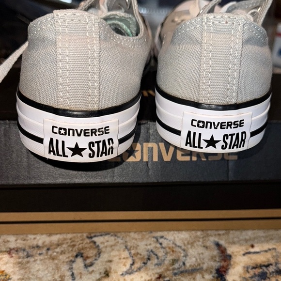 💥Converse Chuck Taylor Women’s Gray All Star Sneakers Shoes PEACE OUT ✌️ - Picture 14 of 15